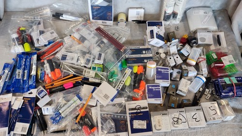 über 100 teile - Über, bürobedarf